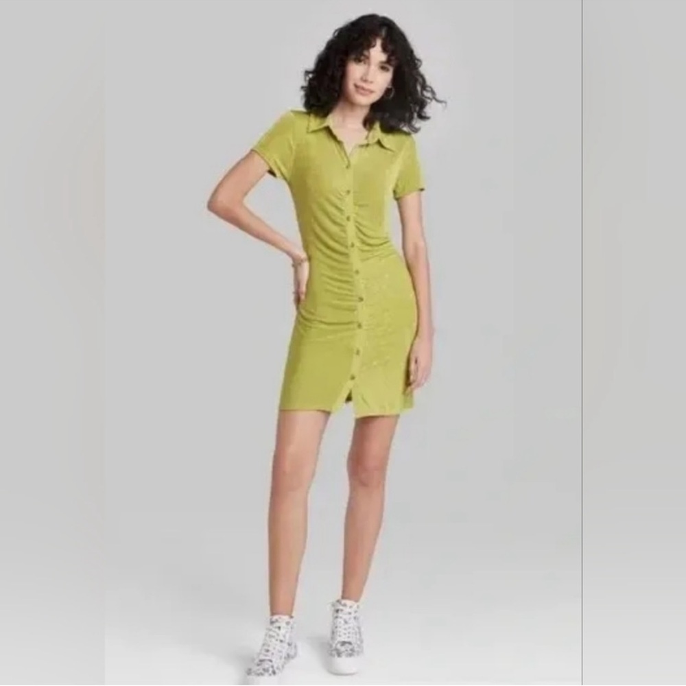 Wild Fable Short Sleeve Button-Front Bodycon Dress